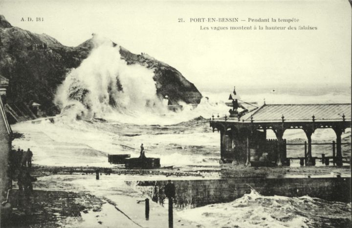 Port-en-Bessin-Huppain 09